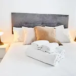 Cosy Apartment Close To City Center