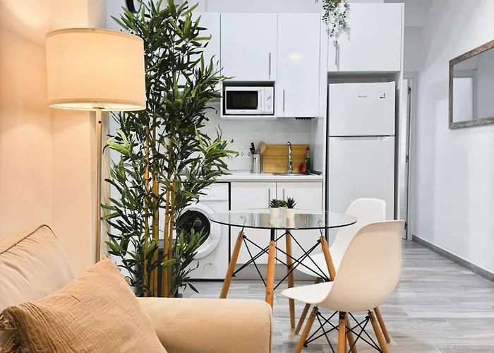 Cosy Apartment Close To City Center